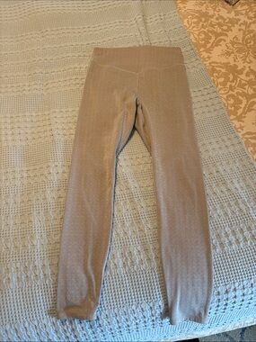 Vuori Leggings New Size Medium